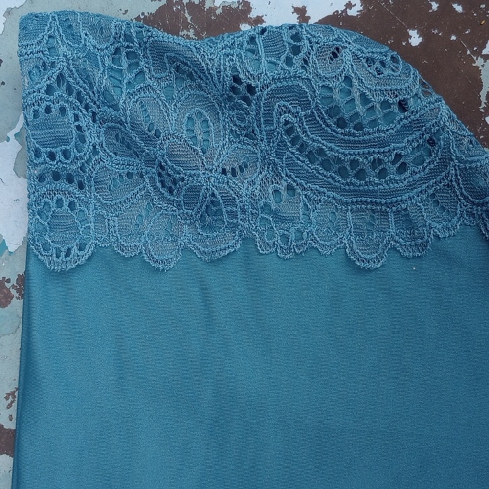 Soma Vanishing Tummy High Waisted Teal Lace Trim Thongs - Picture 6 of 7